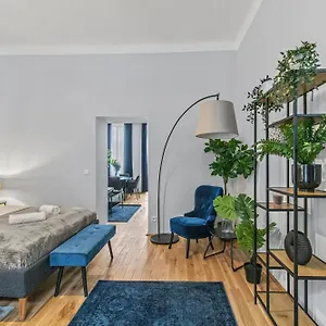 Appartamento Balcony Apartment, 4 Min To U3 Zipperer Strasse, Vienna