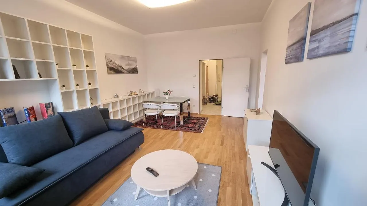 Sunny Apartment Next To Metro 1Br Vienna