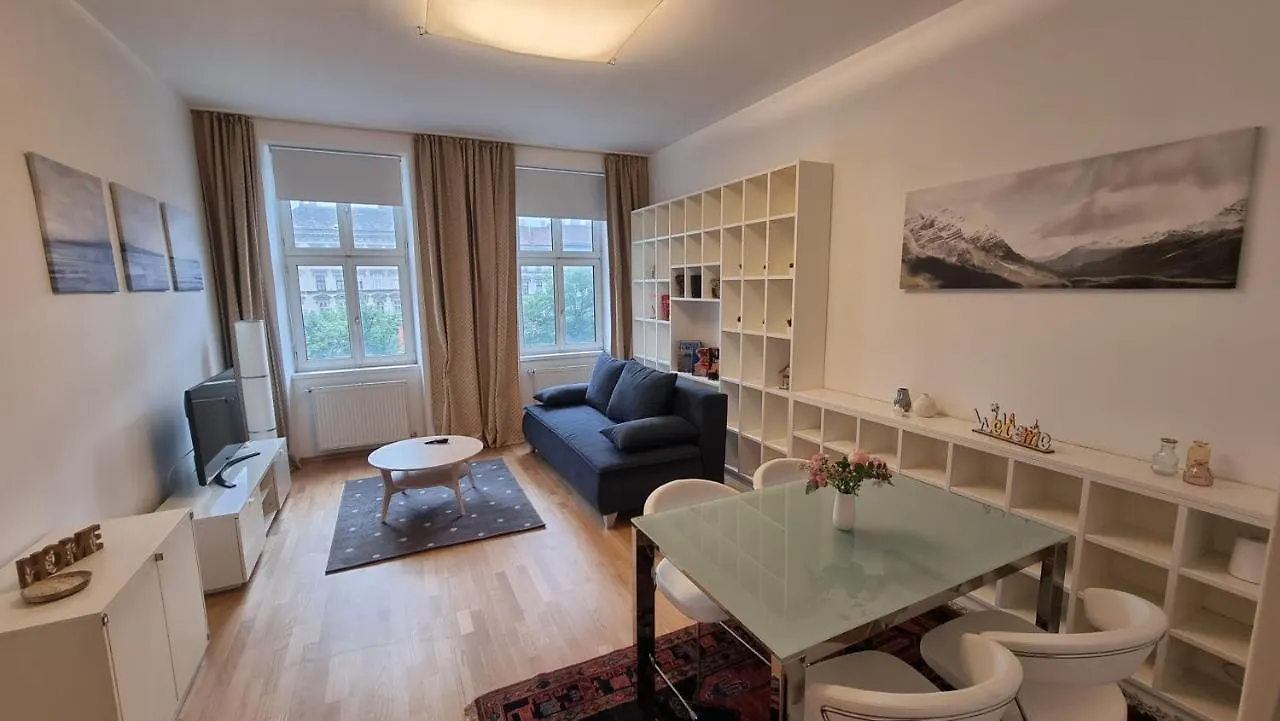 Sunny Apartment Next To Metro 1Br Vienna Austria