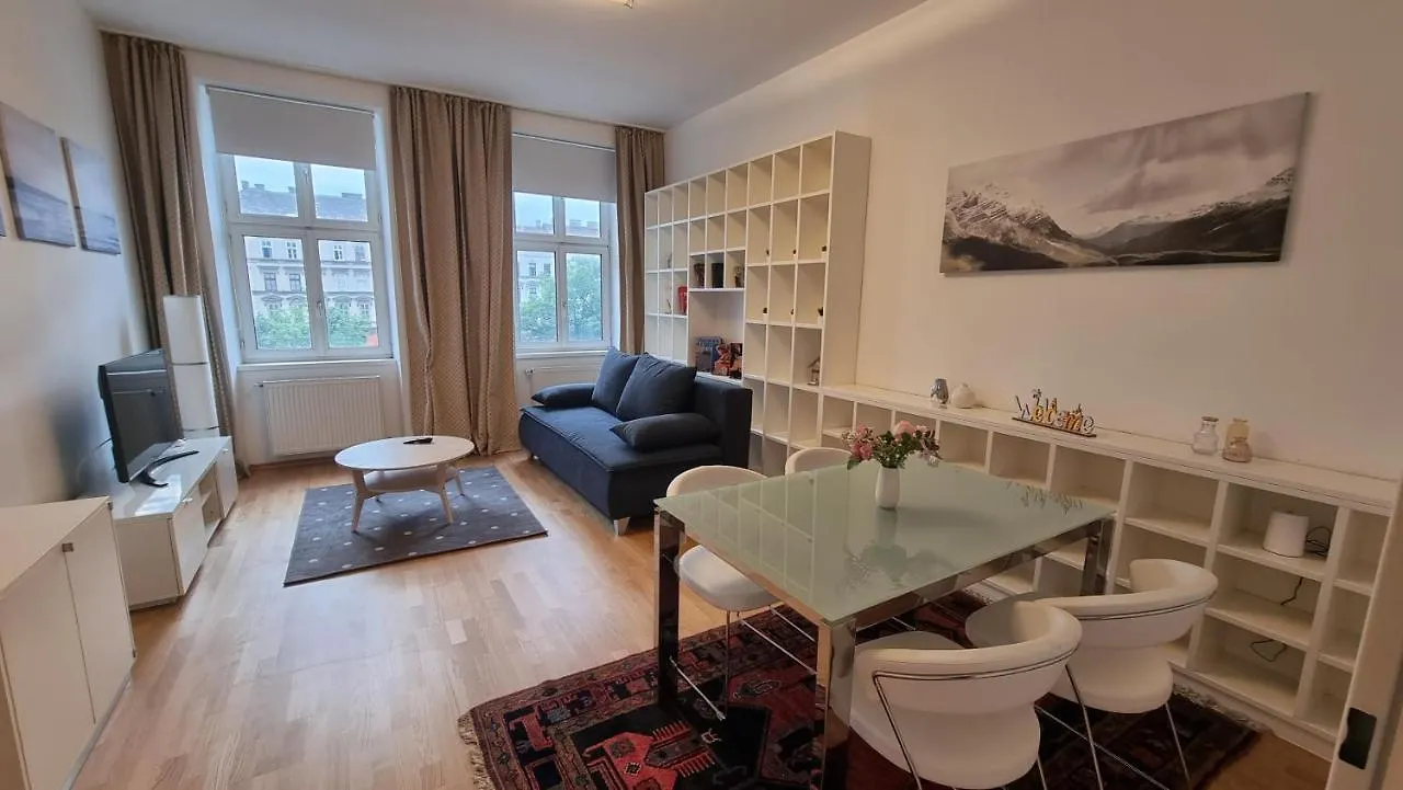 Sunny Apartment Next To Metro 1Br Vienna Austria
